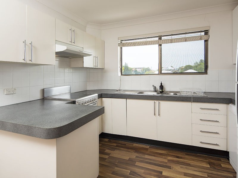 4/66 Henry Street, Greenslopes QLD 4120