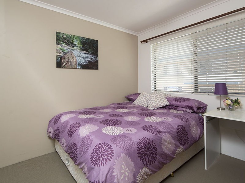 4/66 Henry Street, Greenslopes QLD 4120