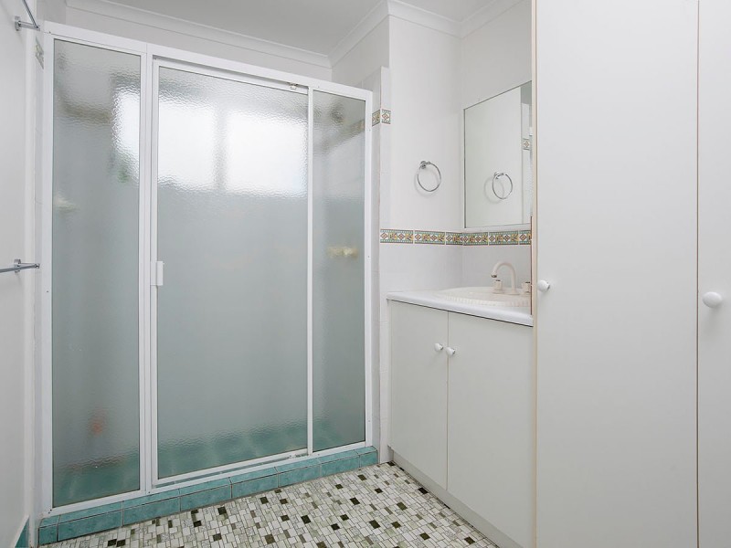 6/35 York Street, Coorparoo QLD 4151