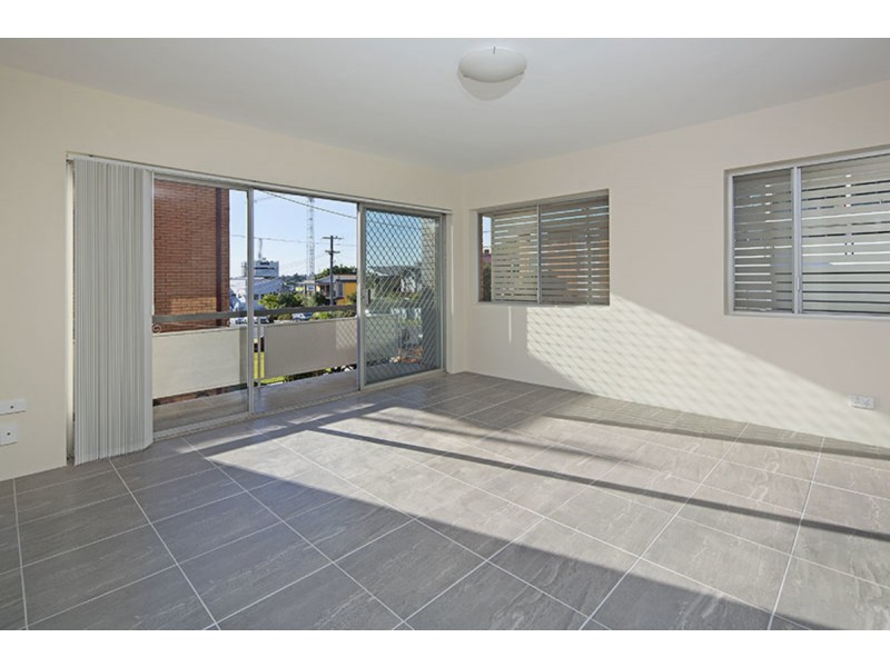 1/19 Amelia Street, Coorparoo QLD 4151