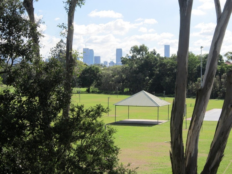 1/46 Robinson Street, Coorparoo QLD 4151