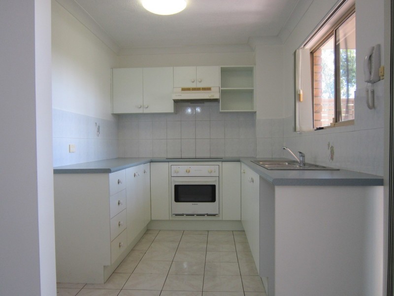 1/46 Robinson Street, Coorparoo QLD 4151