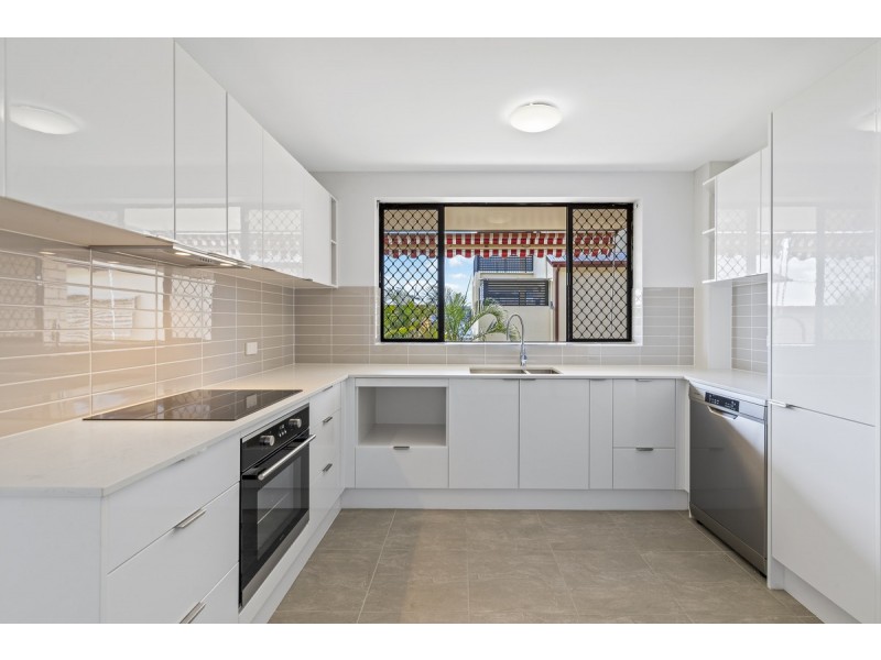 2/54 Amelia Street, Coorparoo QLD 4151