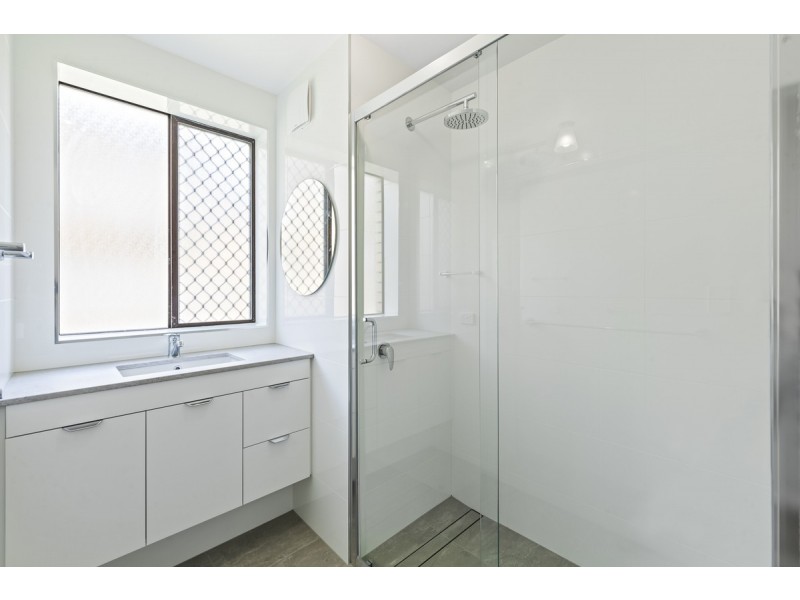 2/54 Amelia Street, Coorparoo QLD 4151