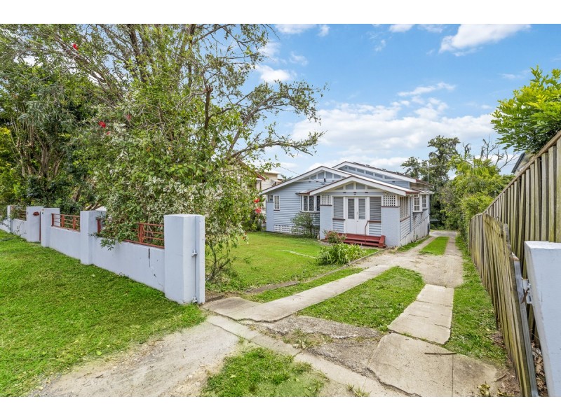 331 Cavendish Road, Coorparoo QLD 4151