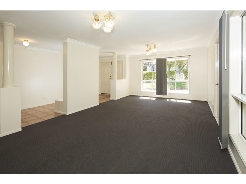 21 Ablington Way, Carindale QLD 4152
