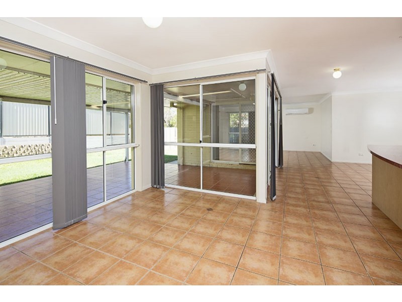 21 Ablington Way, Carindale QLD 4152