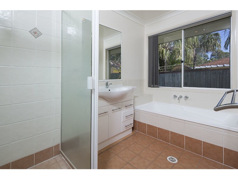 21 Ablington Way, Carindale QLD 4152