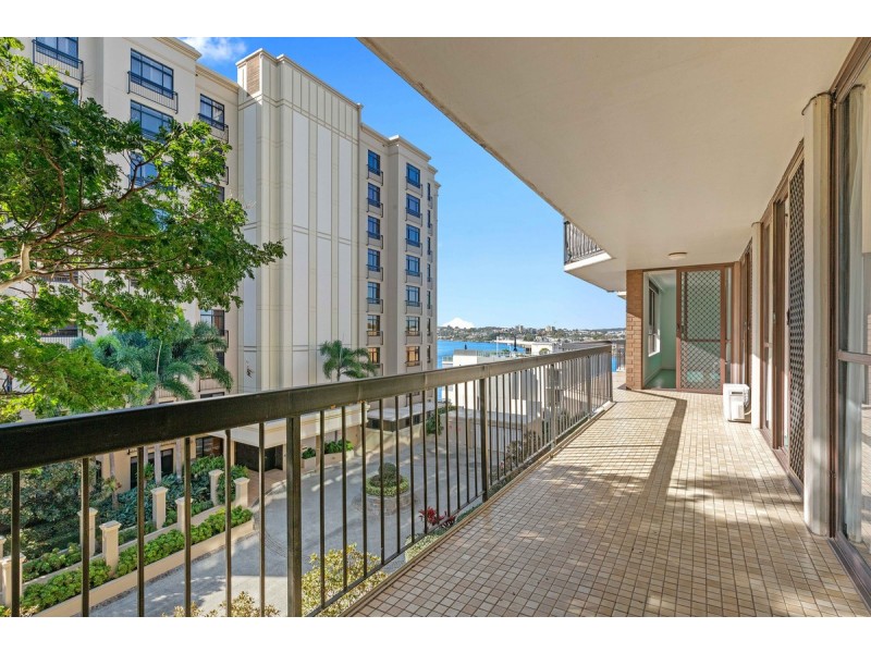 13/237 Wellington Road, East Brisbane QLD 4169