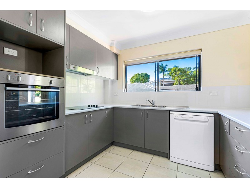 9/3 Curd Street, Greenslopes QLD 4120