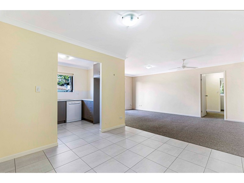 9/3 Curd Street, Greenslopes QLD 4120