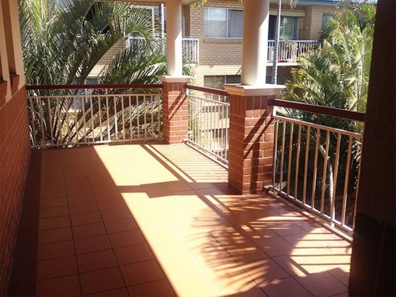 9/85 Kitchener Street, Coorparoo QLD 4151