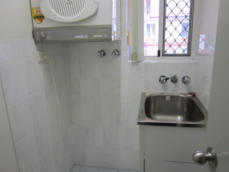 9/85 Kitchener Street, Coorparoo QLD 4151