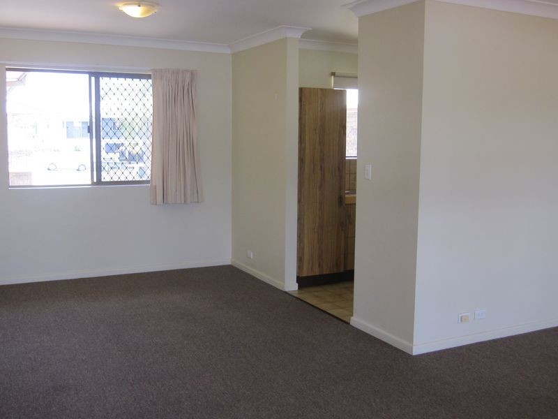 10/18 Rolle Street, Holland Park QLD 4121