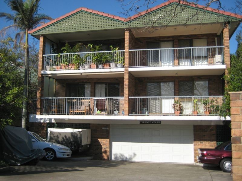 6/284 Cavendish Road, Coorparoo QLD 4151