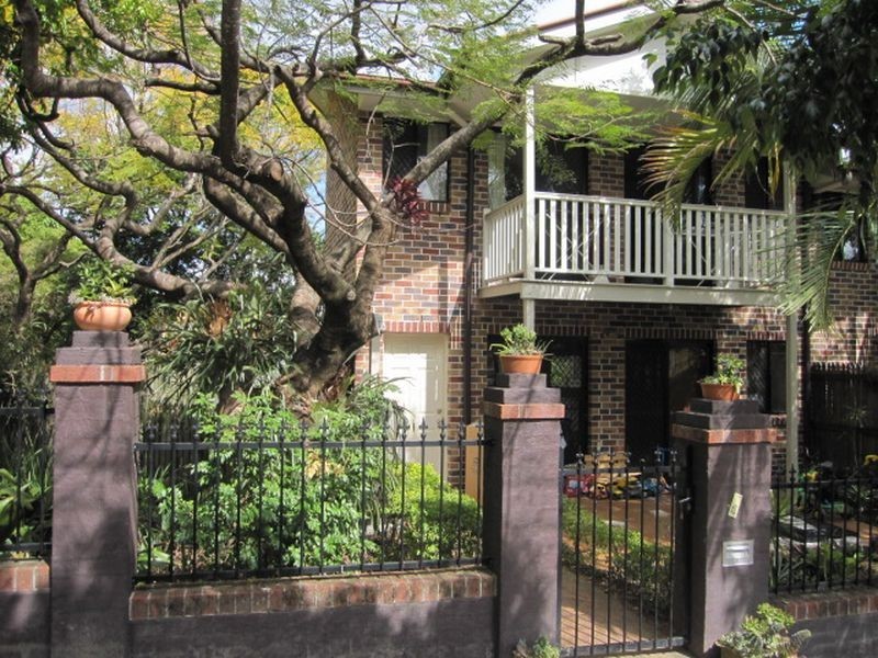 1/12 Newton Street, Coorparoo QLD 4151