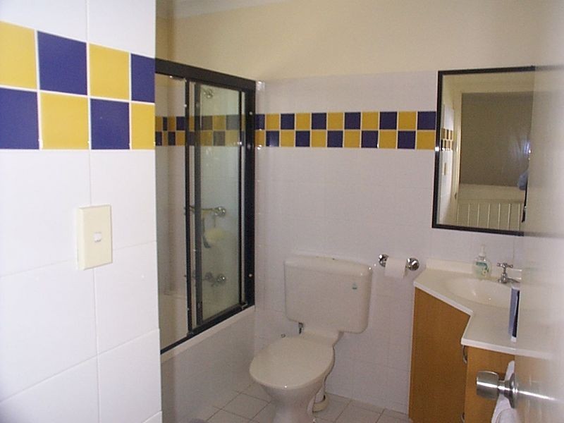 1/12 Newton Street, Coorparoo QLD 4151