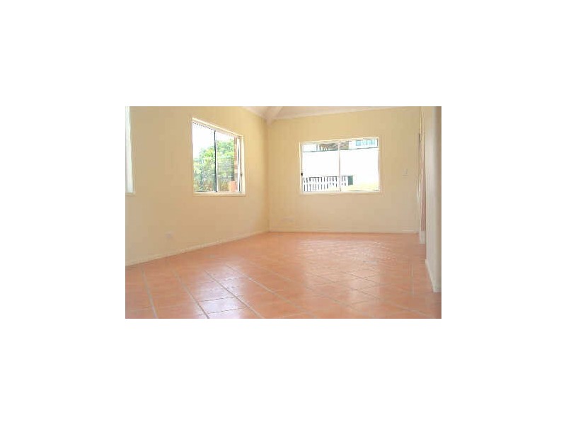 4/14 Beanga Street, Greenslopes QLD 4120