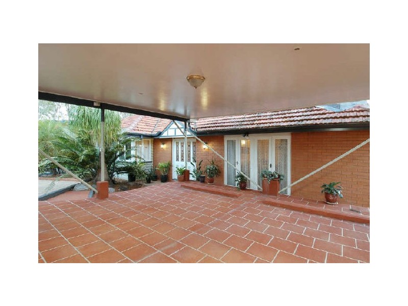 7 Rigel Street, Coorparoo QLD 4151