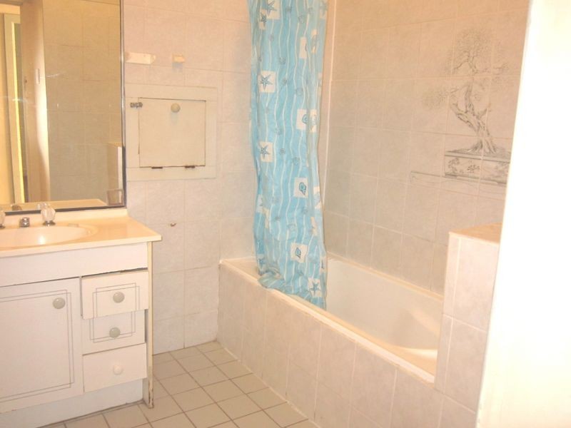 54 Headfort Street, Greenslopes QLD 4120