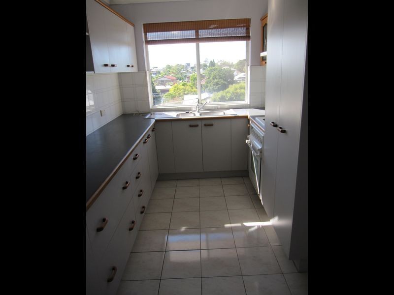 8/63 Shakespeare Street, Coorparoo QLD 4151