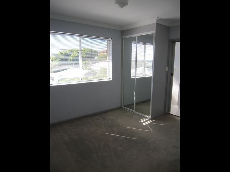 8/63 Shakespeare Street, Coorparoo QLD 4151