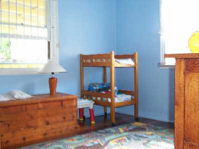 28 Barradine Street, Greenslopes QLD 4120