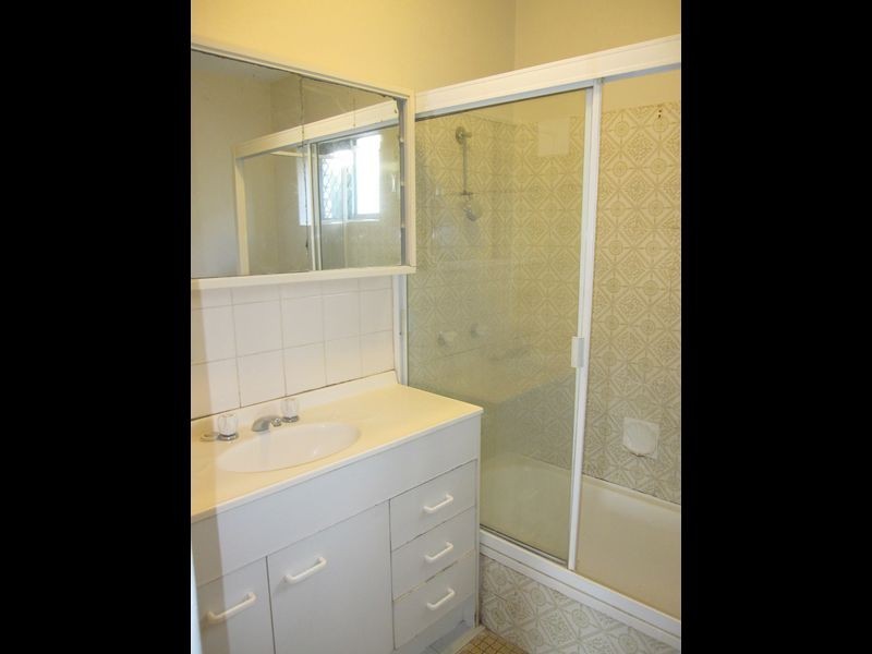 3/302 Cavendish Road, Coorparoo QLD 4151