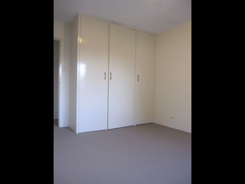 3/302 Cavendish Road, Coorparoo QLD 4151