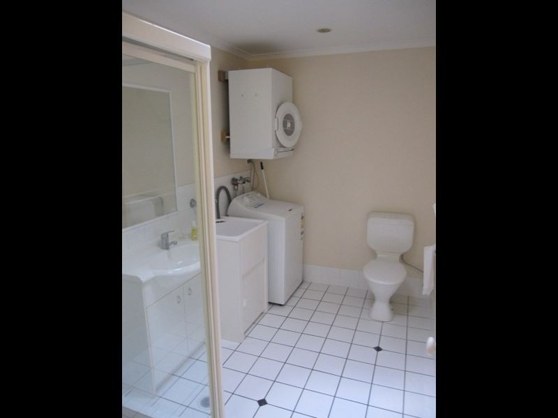 11/262 Cavendish Road, Coorparoo QLD 4151