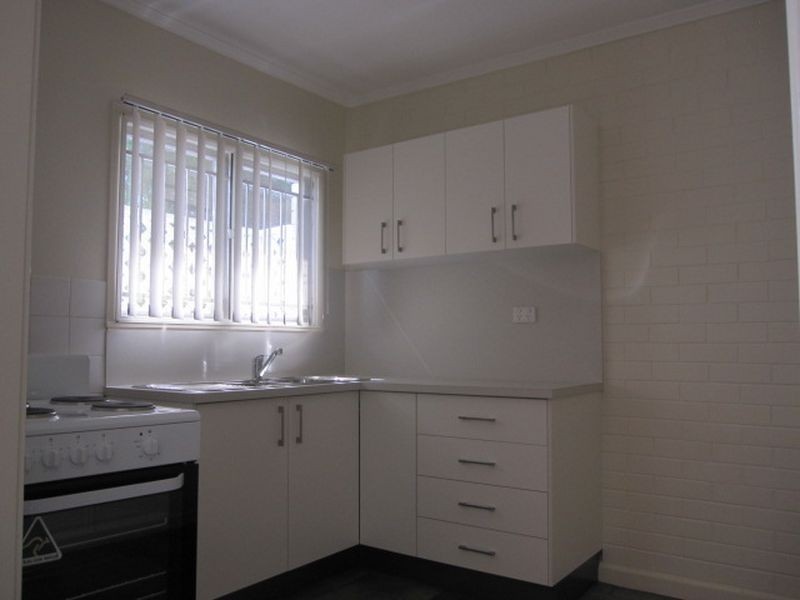 4/8 Boongall Road, Camp Hill QLD 4152