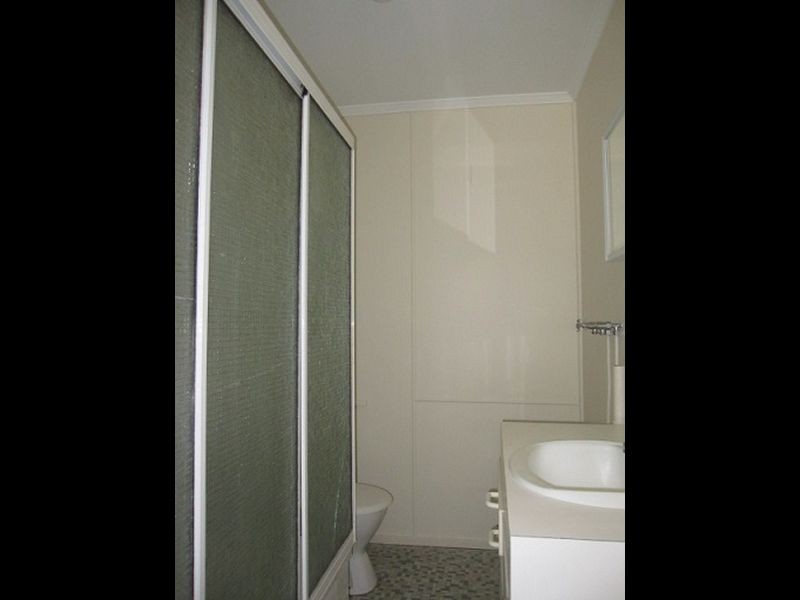 4/8 Boongall Road, Camp Hill QLD 4152