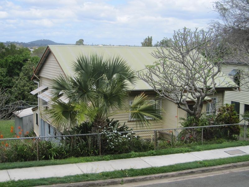 95 Railway Parade, Norman Park QLD 4170