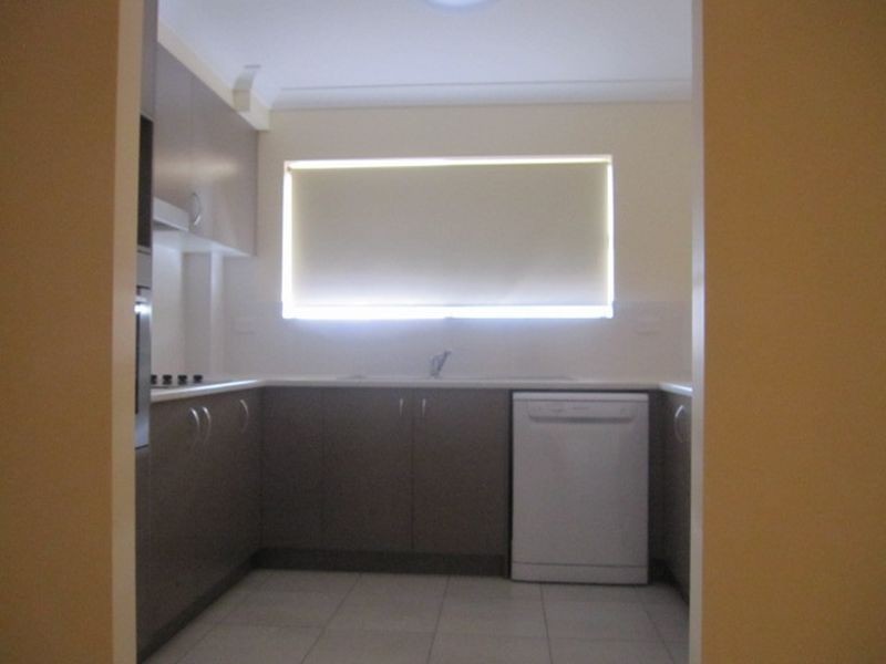 9/3 Curd Street, Greenslopes QLD 4120