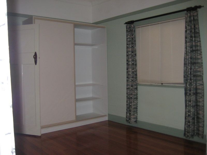 47 Pinecroft Street, Camp Hill QLD 4152