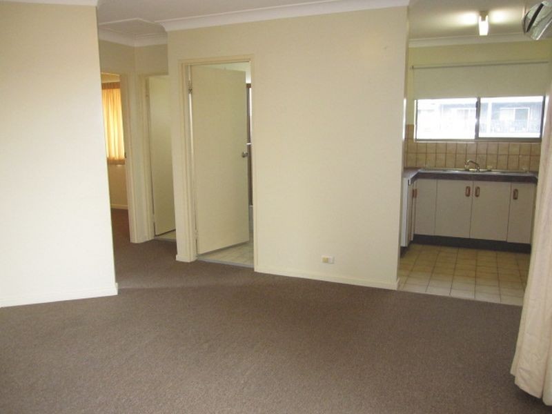 15/18 Rolle Street, Holland Park QLD 4121