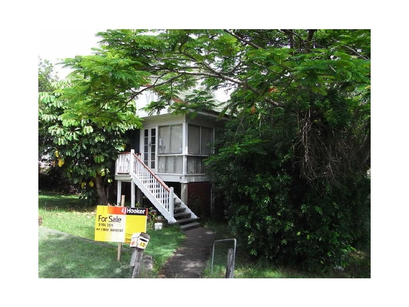 42 Mackay Street, Coorparoo QLD 4151