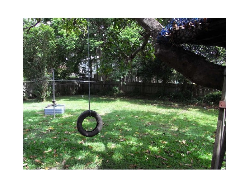 42 Mackay Street, Coorparoo QLD 4151