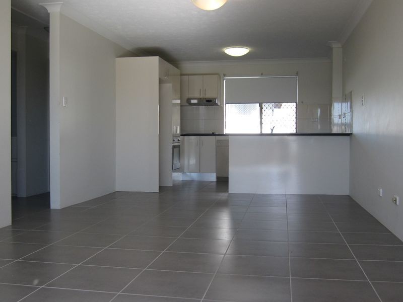 1/233 Cavendish Road, Coorparoo QLD 4151