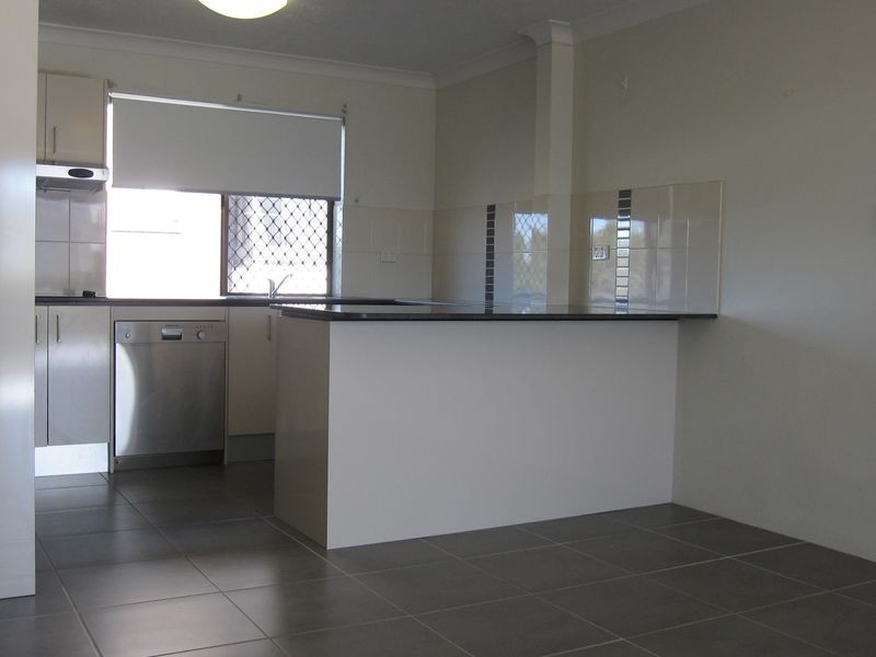 1/233 Cavendish Road, Coorparoo QLD 4151