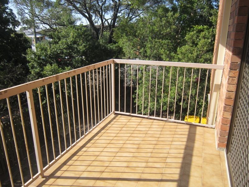 1/233 Cavendish Road, Coorparoo QLD 4151