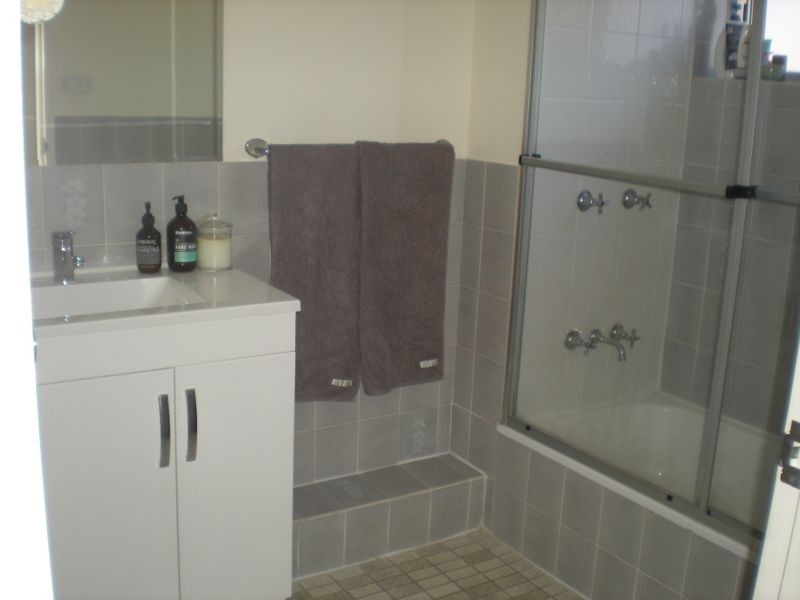 3/117 Pembroke Road, Coorparoo QLD 4151