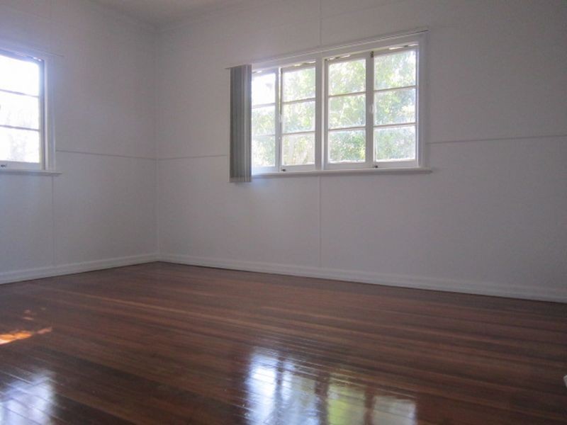 821 Cavendish Road, Holland Park QLD 4121