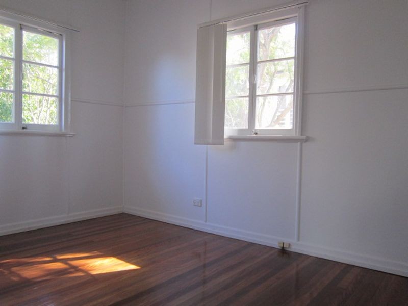 821 Cavendish Road, Holland Park QLD 4121