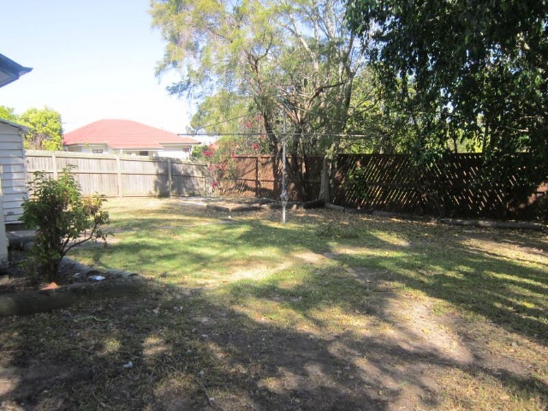 821 Cavendish Road, Holland Park QLD 4121