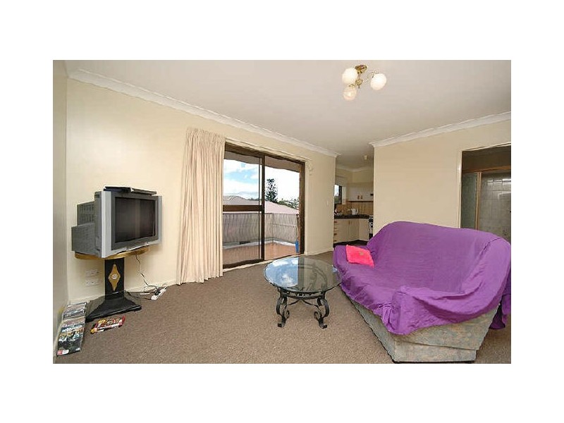 9/18 Rolle Street, Holland Park QLD 4121