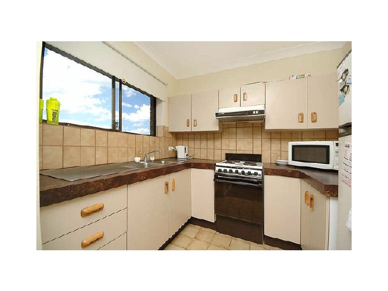 9/18 Rolle Street, Holland Park QLD 4121