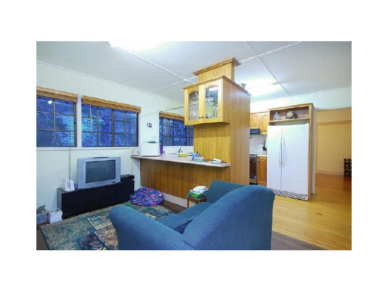 23 Thomson Street, Greenslopes QLD 4120