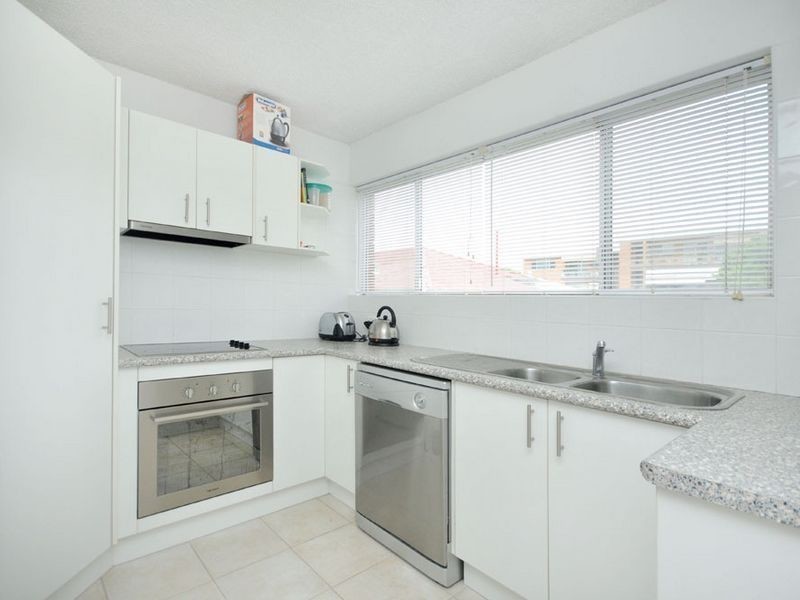 3/68 Pembroke Road, Coorparoo QLD 4151