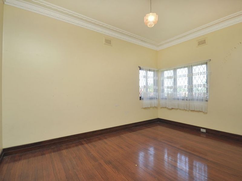 8 Keera Street, Coorparoo QLD 4151